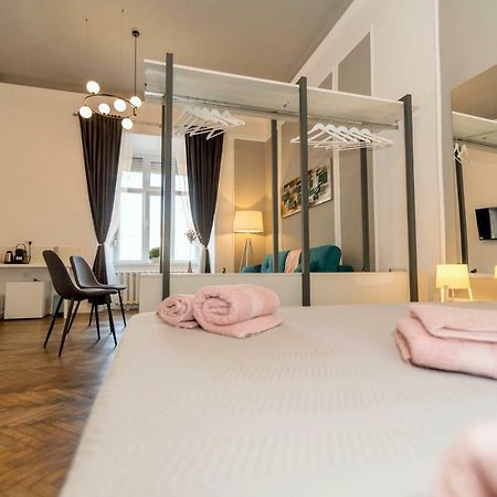 Central Premium Suites Тимишоара Экстерьер фото